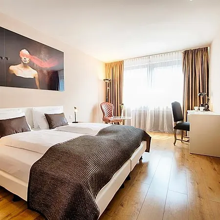 Hotel Nyx By Leonardo